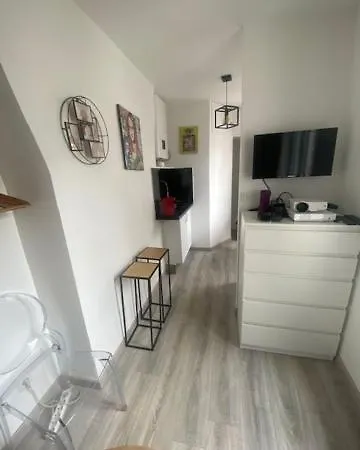 Διαμέρισμα Cosy Odeon