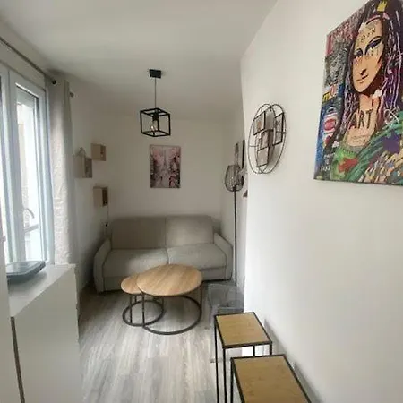 アパート Cosy Odeon パリ